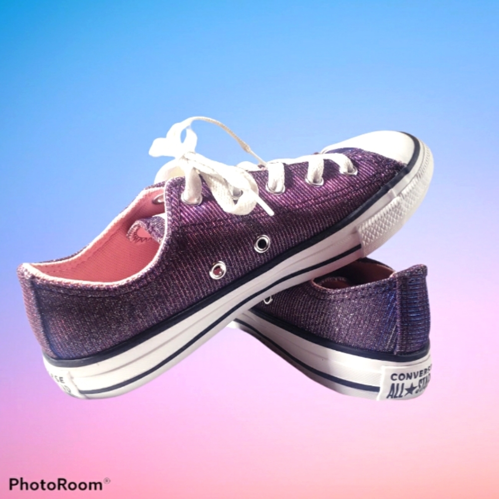 SIZE 2Y CONVERSE ALL*STAR